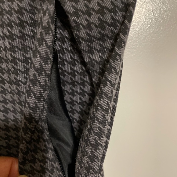 Black and Gray Pencil Skirt - Picture 3 of 8